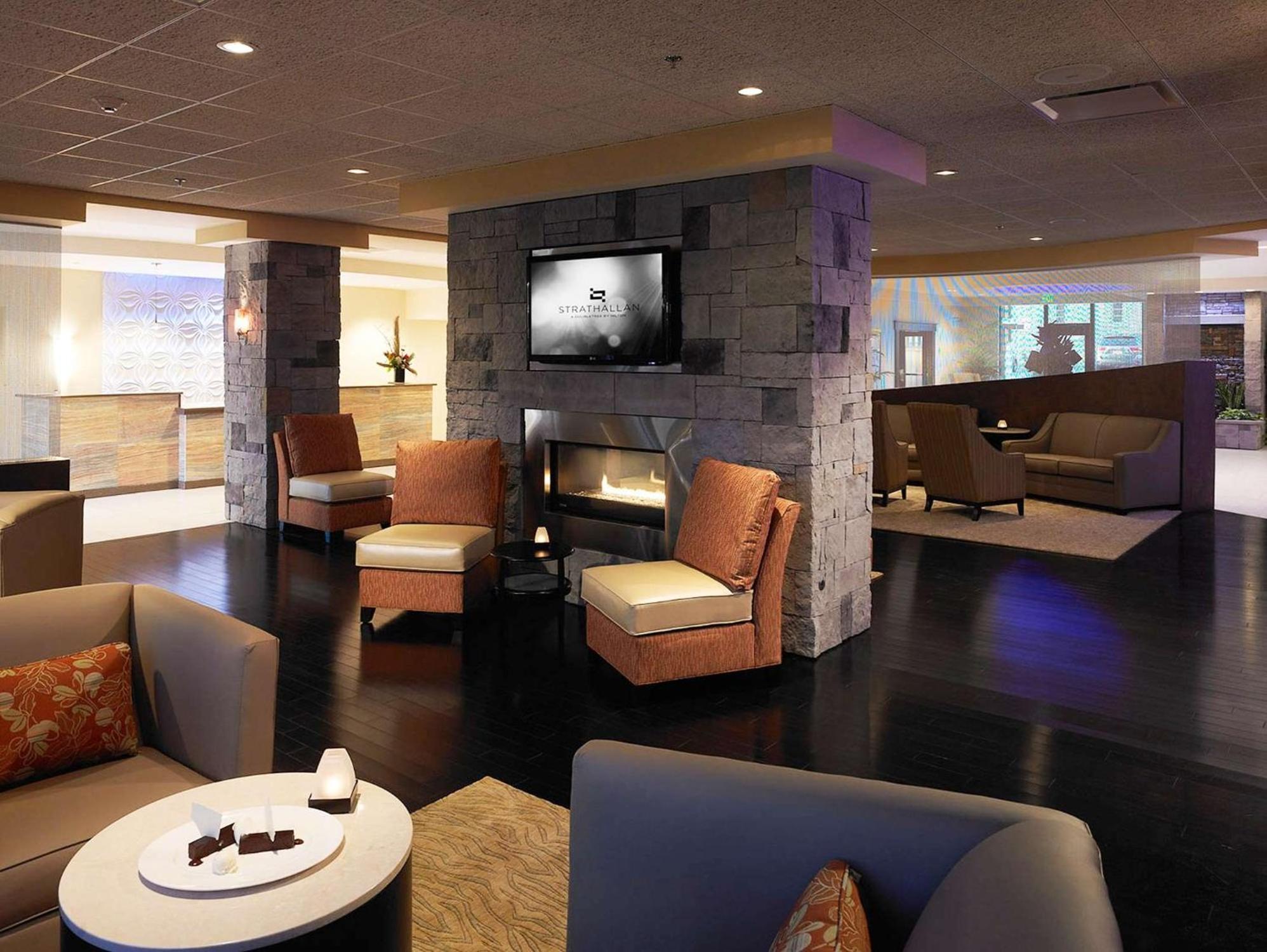 The Strathallan - A Doubletree By Hilton Rochester Exterior foto